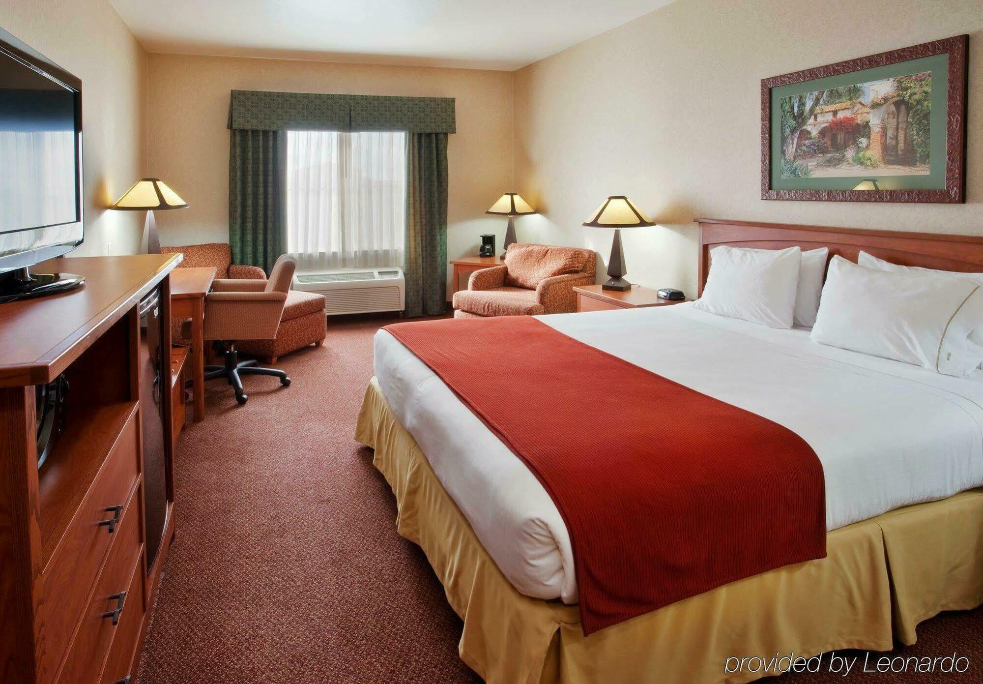 Holiday Inn Express Hotel & Suites Manteca By Ihg Exteriér fotografie