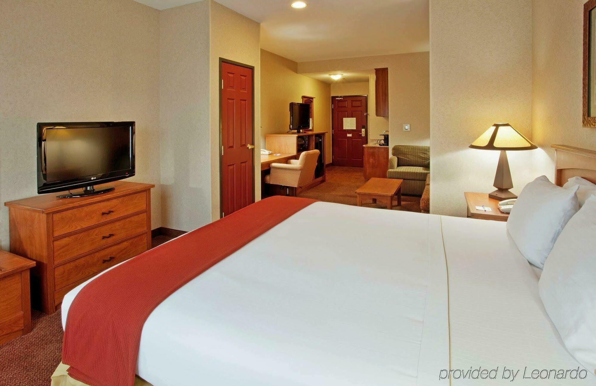 Holiday Inn Express Hotel & Suites Manteca By Ihg Exteriér fotografie