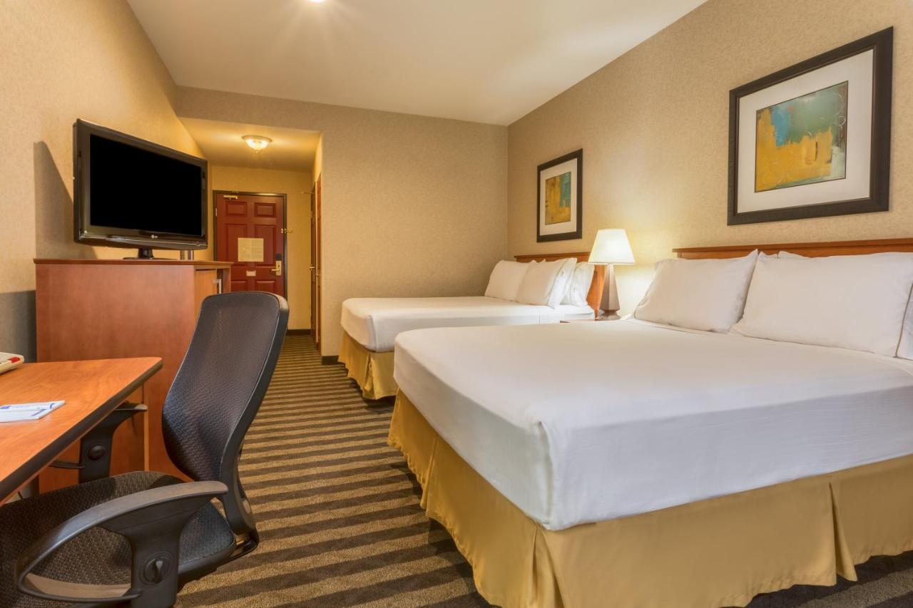 Holiday Inn Express Hotel & Suites Manteca By Ihg Exteriér fotografie