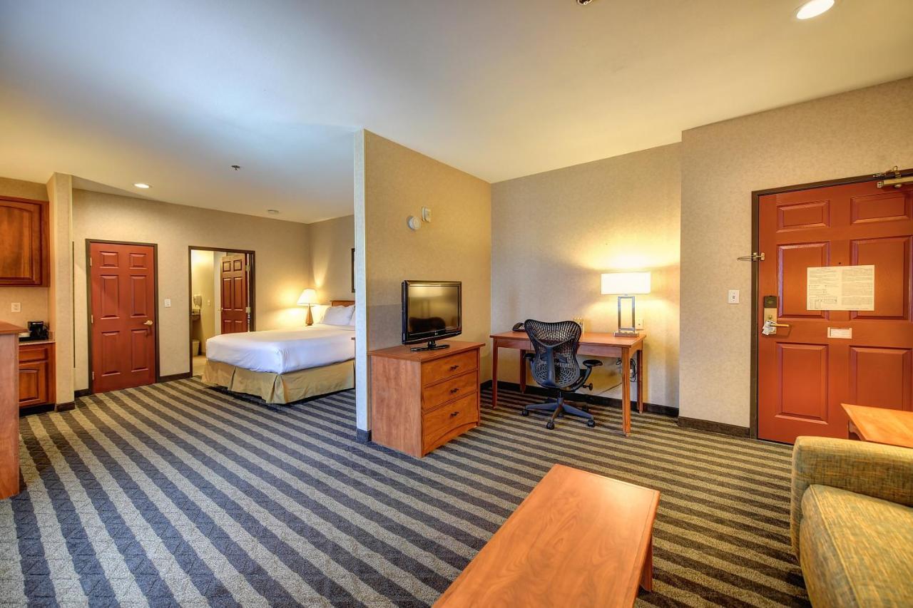 Holiday Inn Express Hotel & Suites Manteca By Ihg Exteriér fotografie