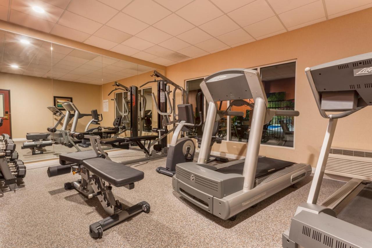 Holiday Inn Express Hotel & Suites Manteca By Ihg Exteriér fotografie