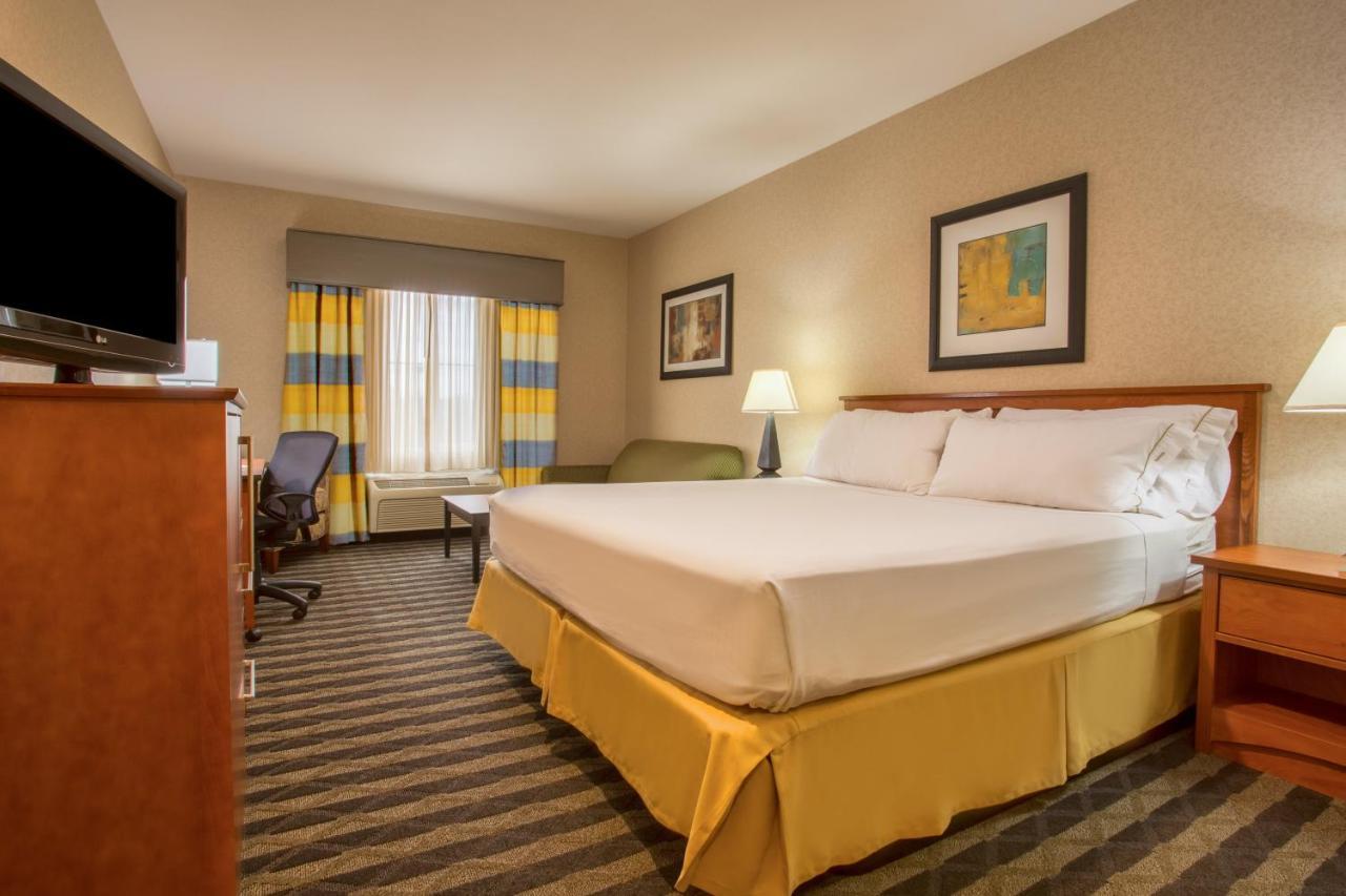 Holiday Inn Express Hotel & Suites Manteca By Ihg Exteriér fotografie