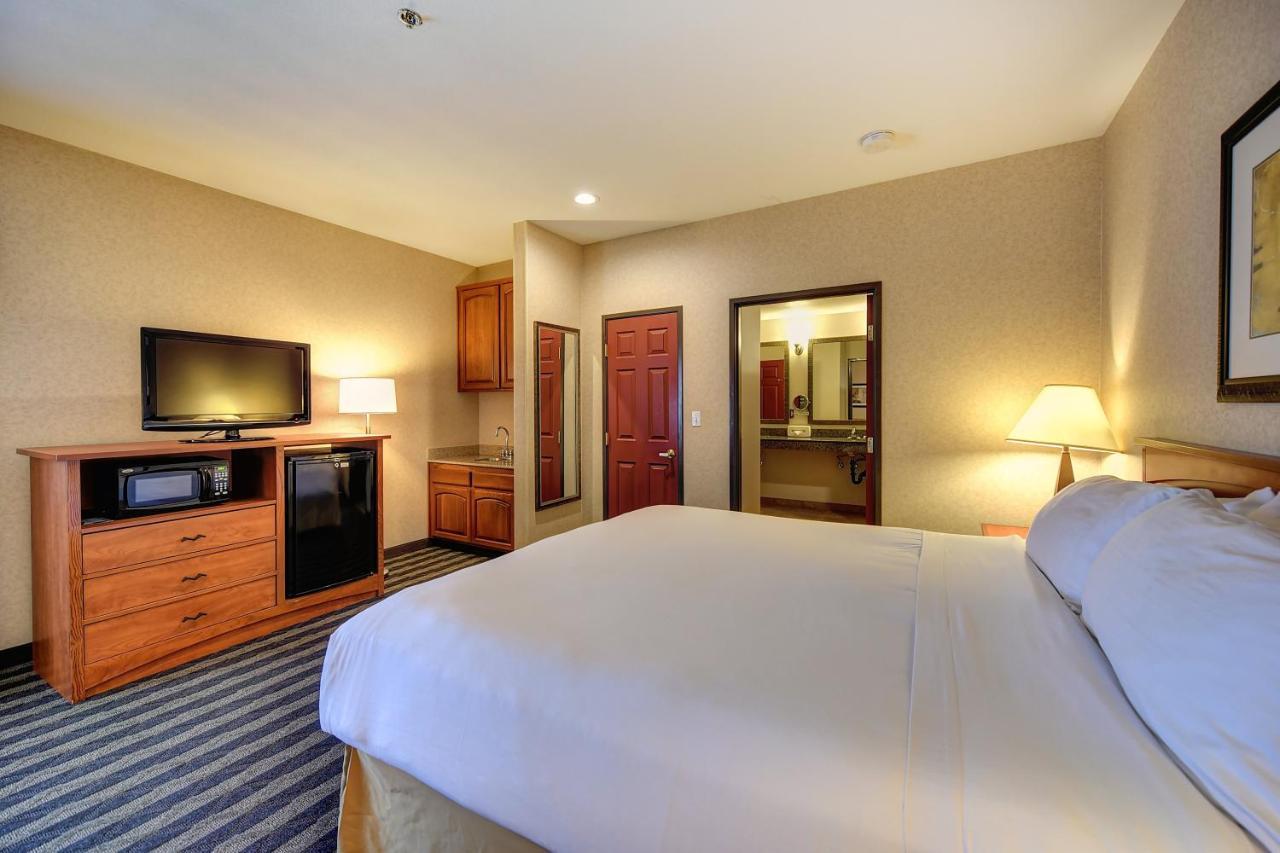 Holiday Inn Express Hotel & Suites Manteca By Ihg Exteriér fotografie